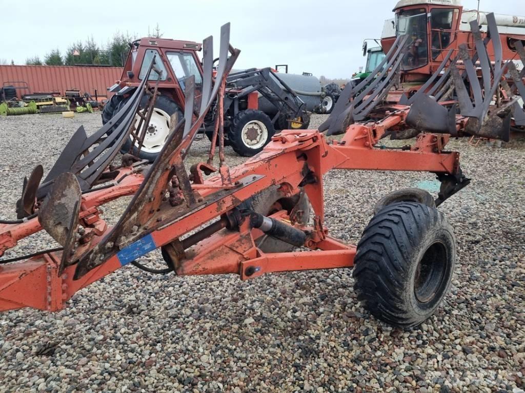 Kuhn Manager 6 Aratri reversibili