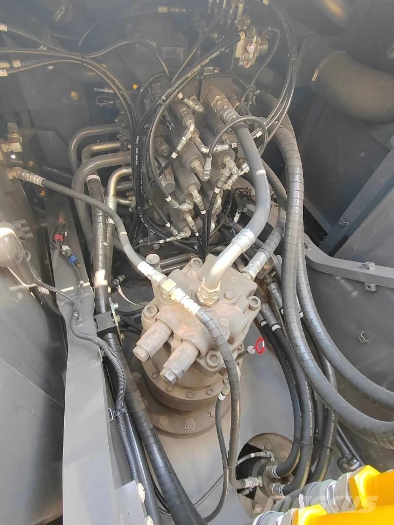 Sumitomo SH210 Escavatori cingolati