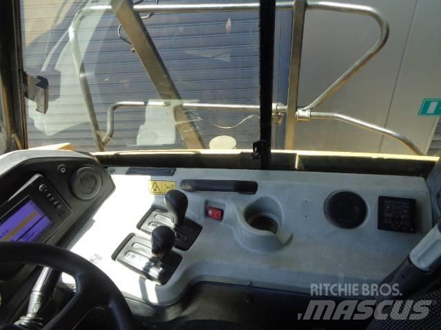 CAT 740 B Dumpers articolati