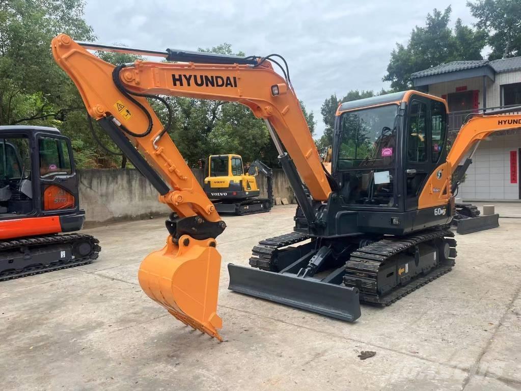 Hyundai 60vs Miniescavatori