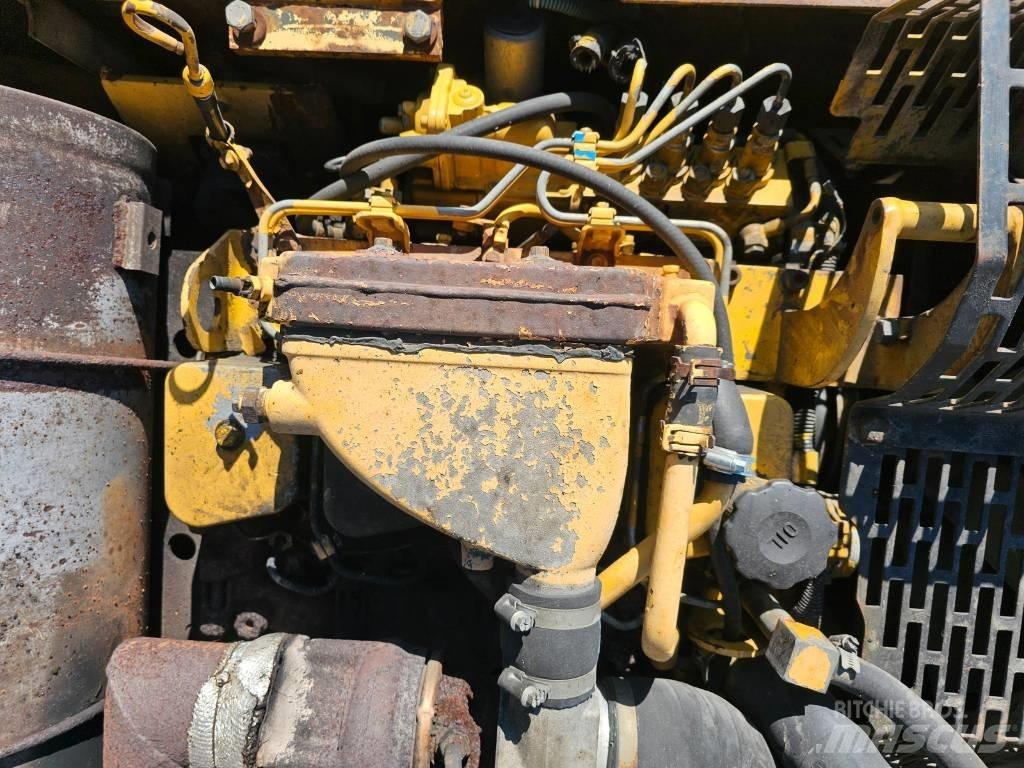 Komatsu PW 170-6 Escavatori gommati