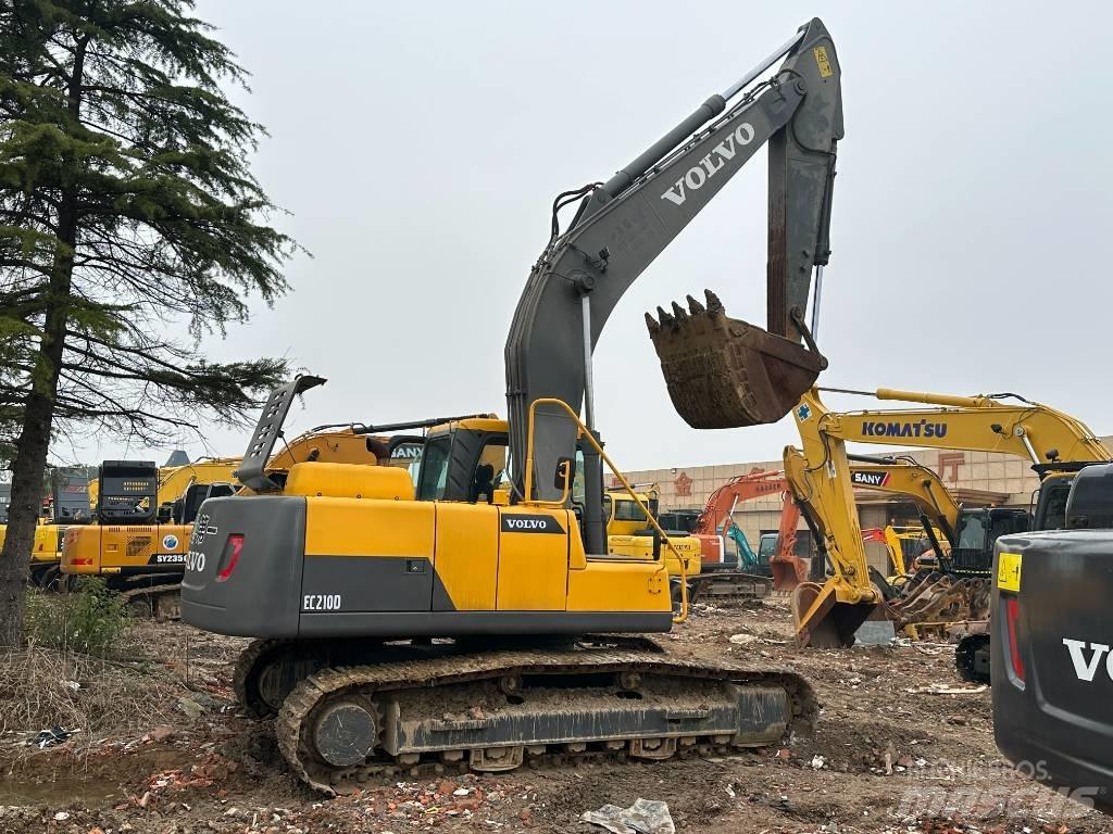 Volvo EC210D Escavatori cingolati