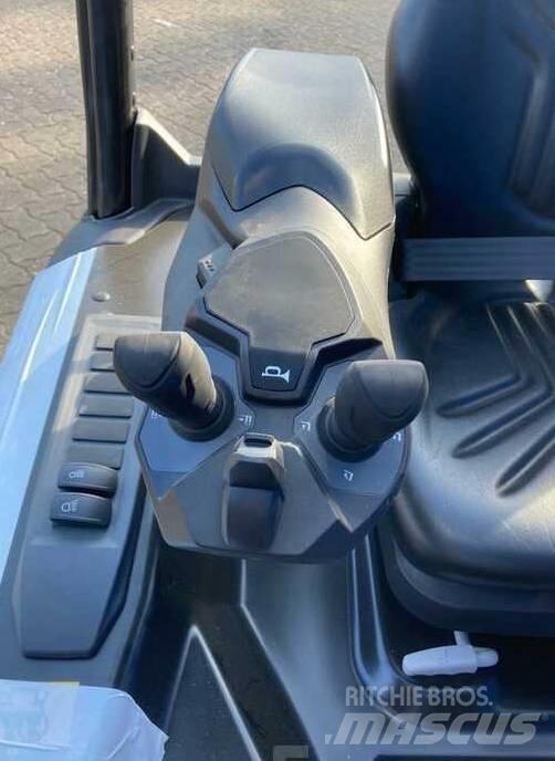 Mitsubishi FB16CN2T Carrelli elevatori elettrici