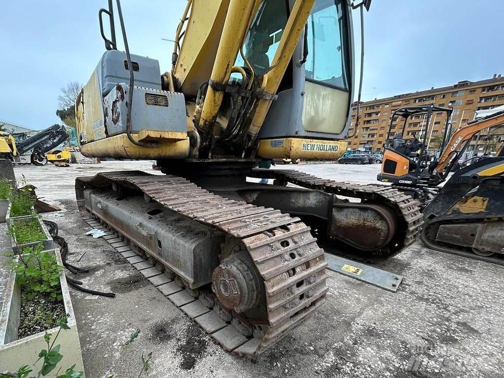 New Holland E215B Escavatori speciali