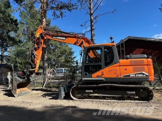 Doosan DX 140 LC Escavatori cingolati