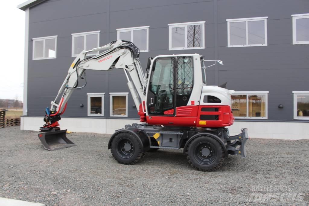 Takeuchi TB395W Escavatori gommati