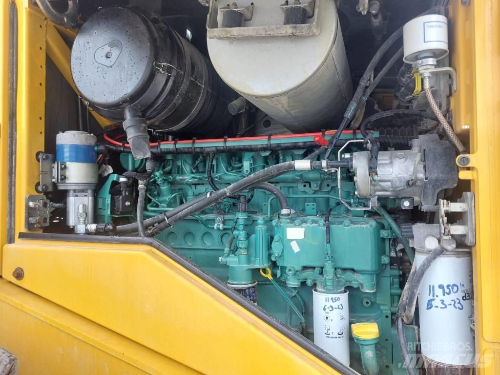 Volvo L 110 F Pale gommate