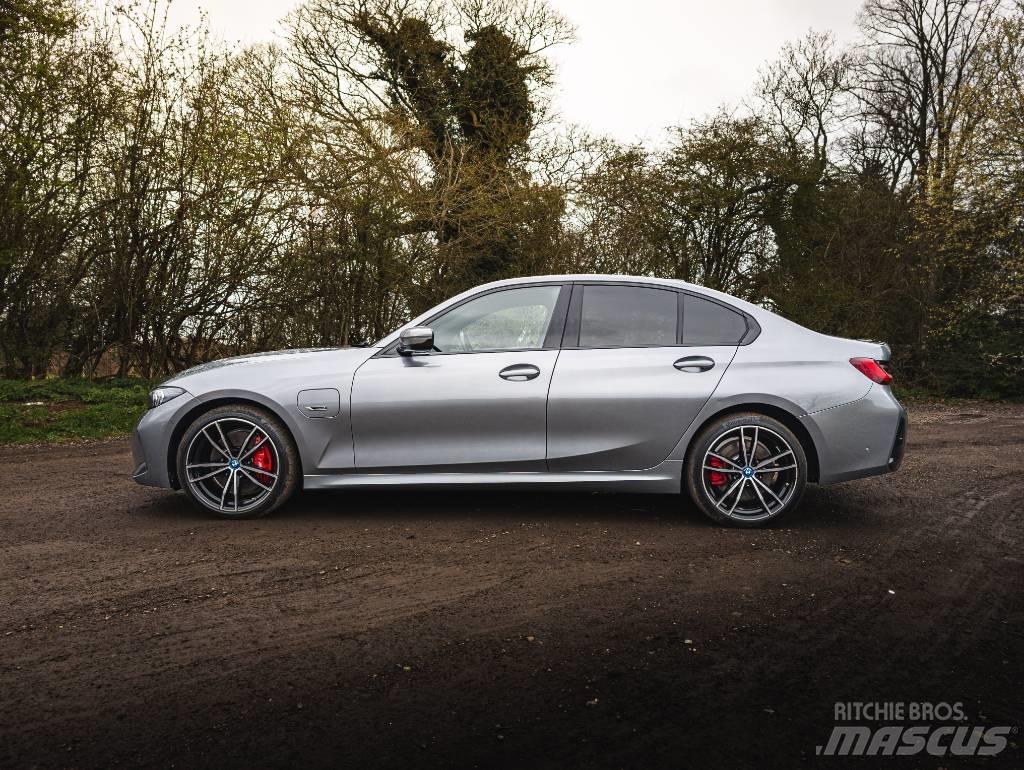 BMW 330e Auto