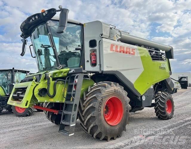 CLAAS TRION 530 Mietitrebbiatrici
