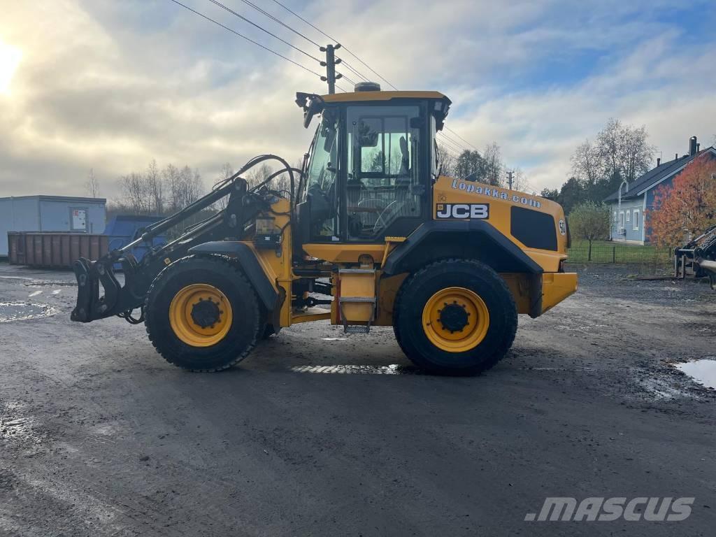 JCB 413K Pyöräkone Pale gommate