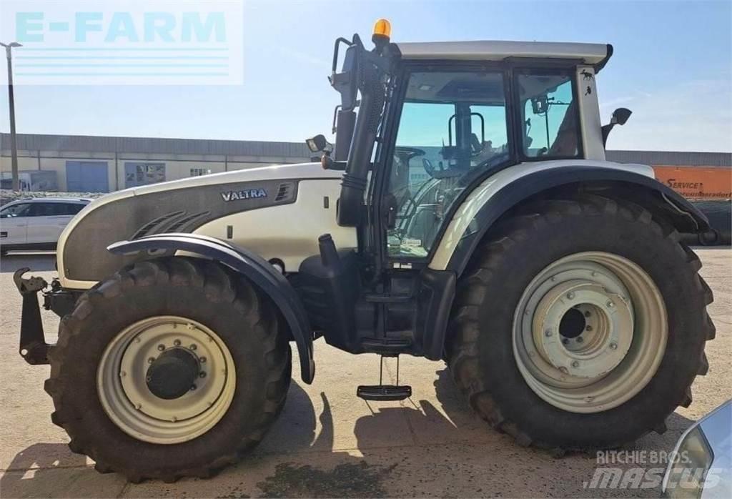 Valtra t 202 Trattori