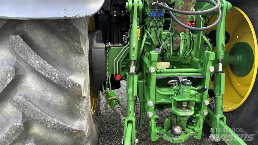 John Deere 6R195 Trattori