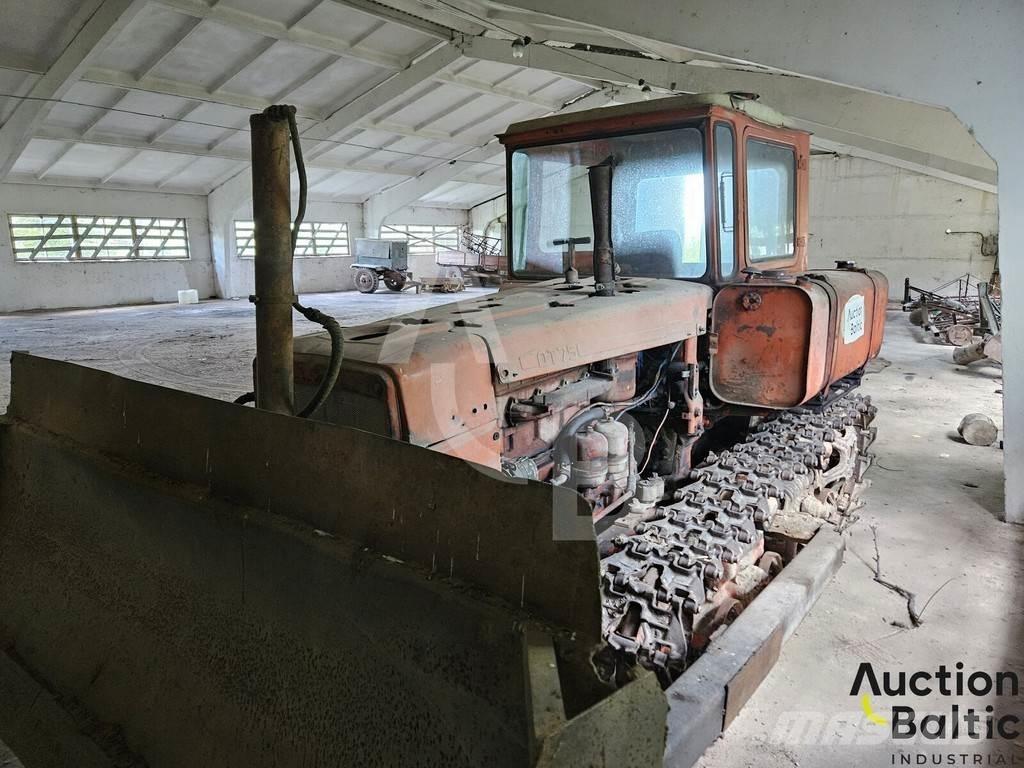  Onbekend DT-75 Dozer cingolati