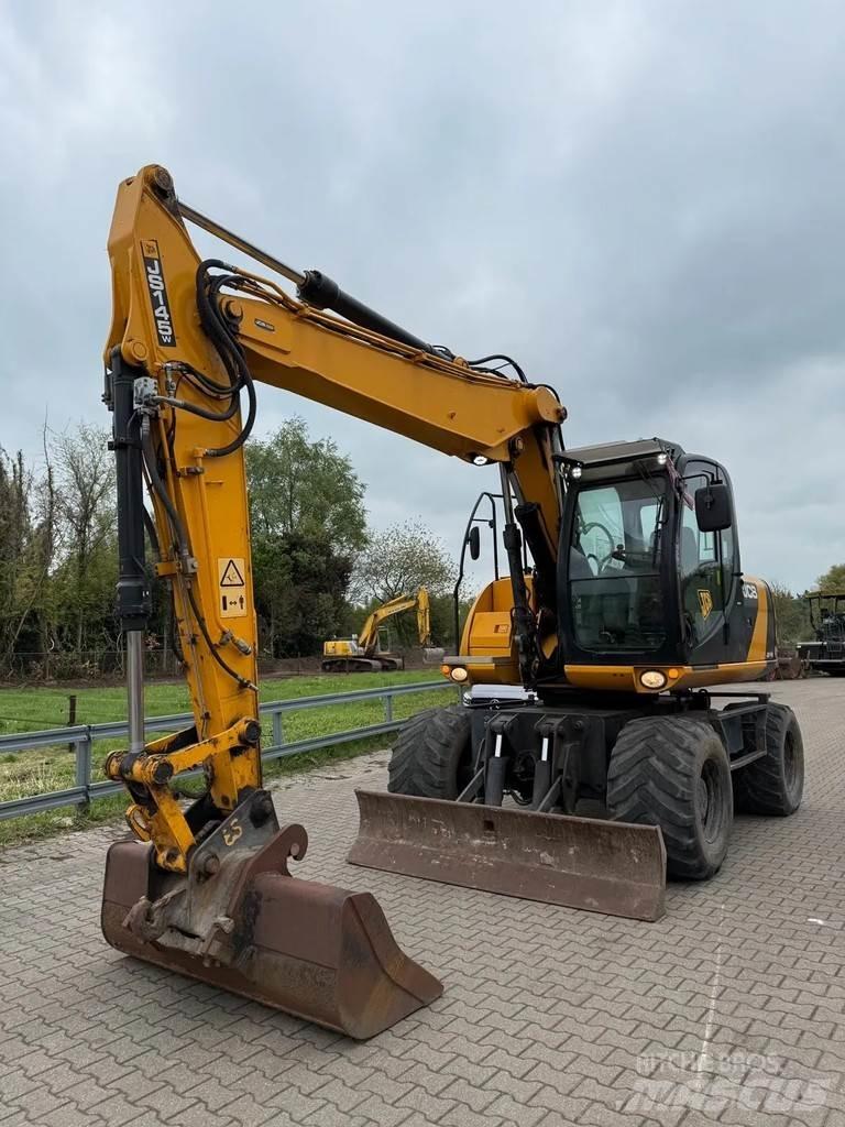 JCB JS 145W Escavatori gommati