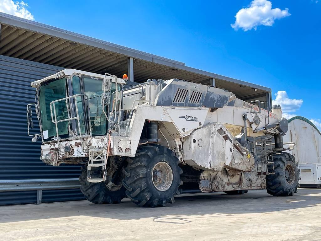 Wirtgen WR 240I Riciclatori d'asfalto