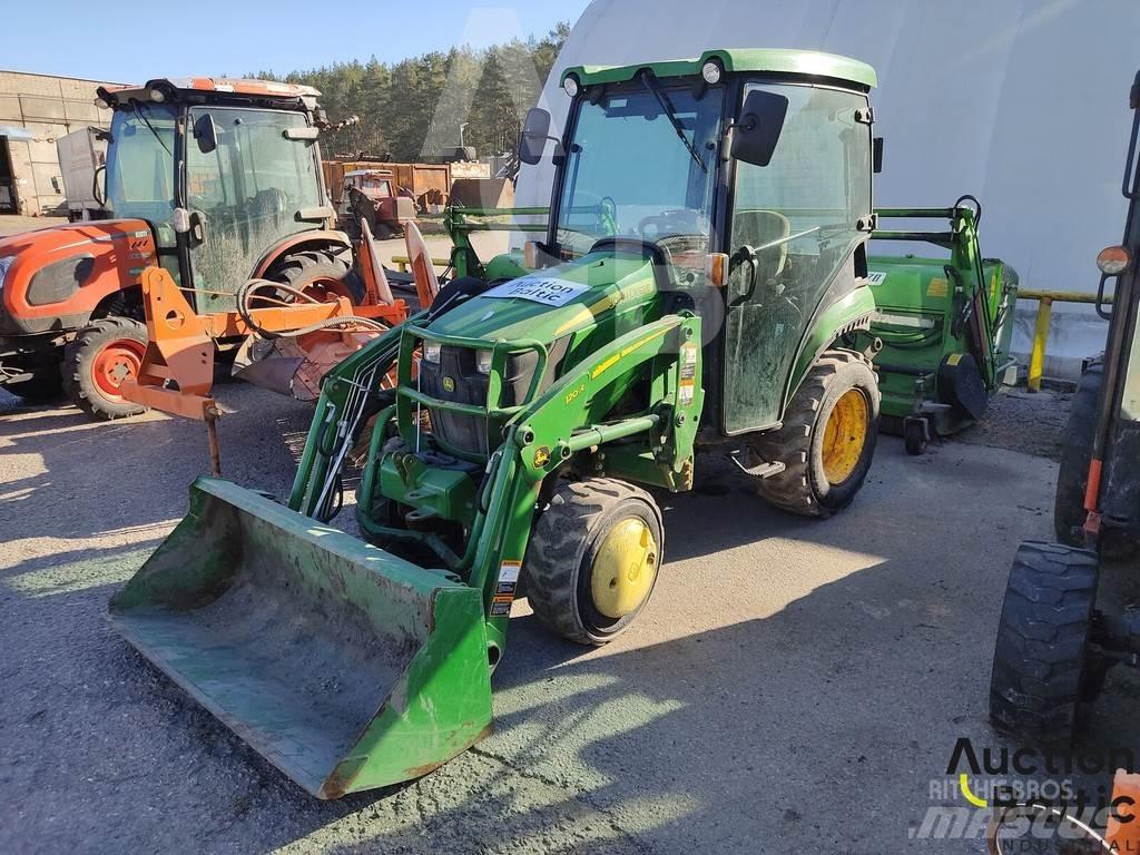 John Deere 2026R Trattori