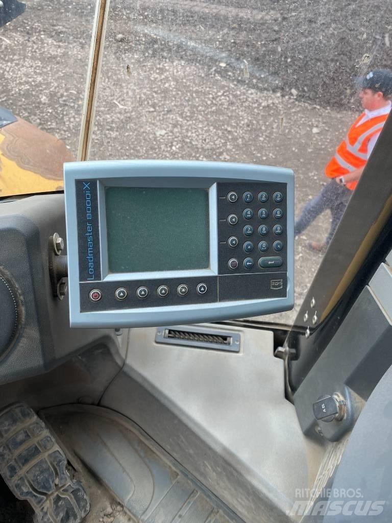 CAT 972 M Pale gommate