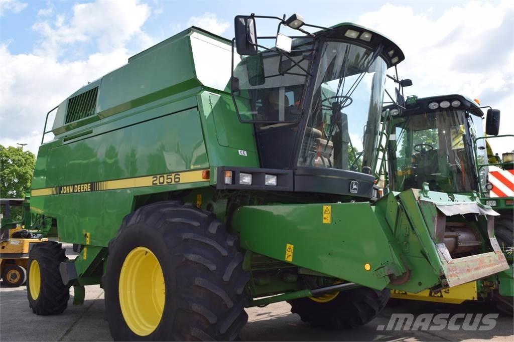 John Deere 2056 Mietitrebbiatrici