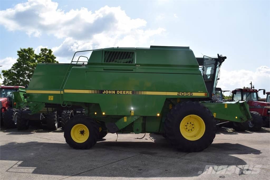 John Deere 2056 Mietitrebbiatrici