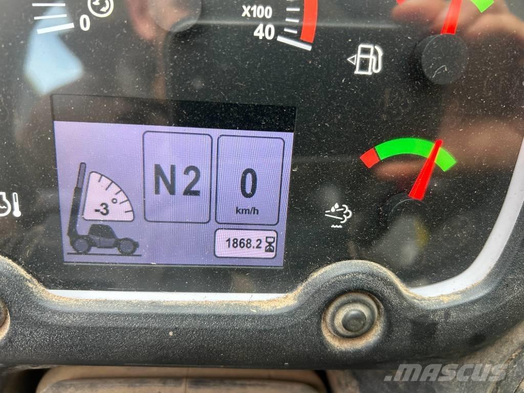 CAT TH357D Sollevatori telescopici per agricoltura