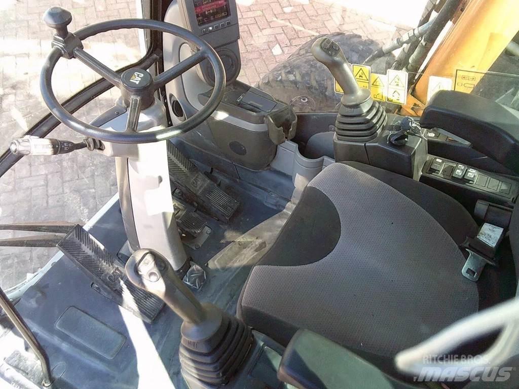 CAT M313D Escavatori gommati
