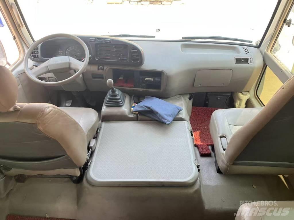 Toyota Coaster Autobus interurbani