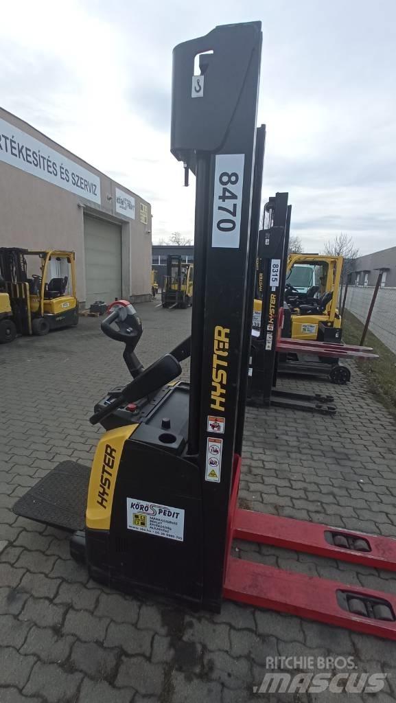 Hyster S1.4S Transpallet uomo a terra