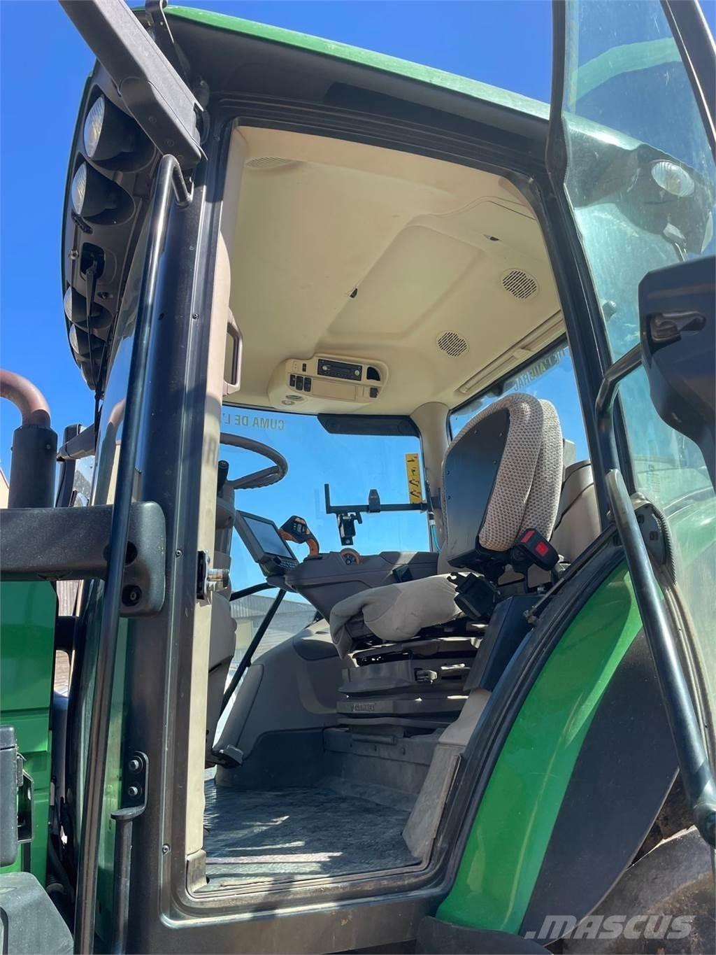 John Deere 6155R Trattori