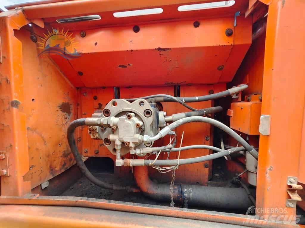 Doosan DX 300 LC Escavatori cingolati