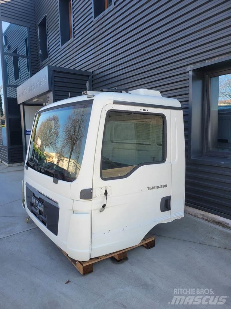MAN TGM - Day cab Cabine e interni