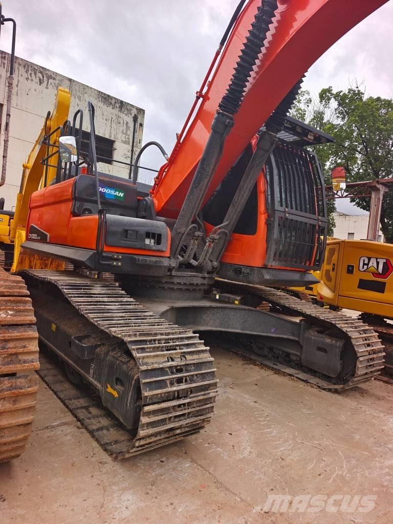 Doosan DX 300 LC-9C Escavatori cingolati