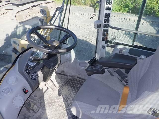 Volvo L 120 H Pale gommate