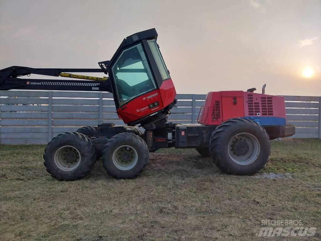 Valmet 901.1 Abbattitrici, Disboscatrici