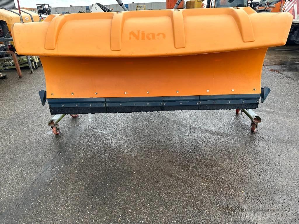 Nido SNK240VPZ Lame spazzaneve e aratri