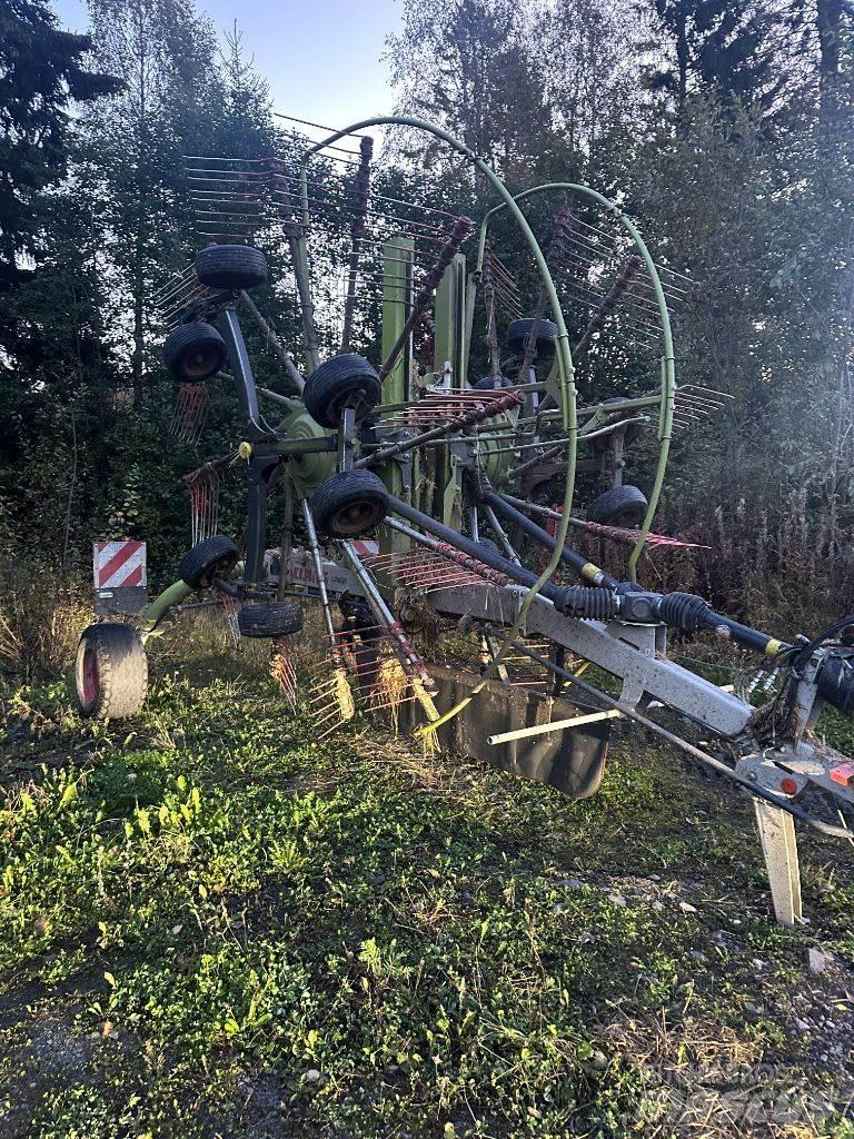 CLAAS Liner 2800 Ranghinatori