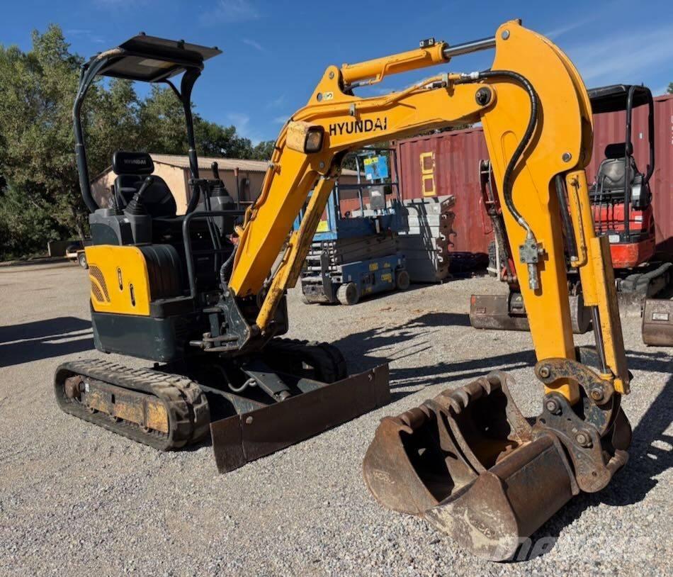 Hyundai R17-9 Miniescavatori