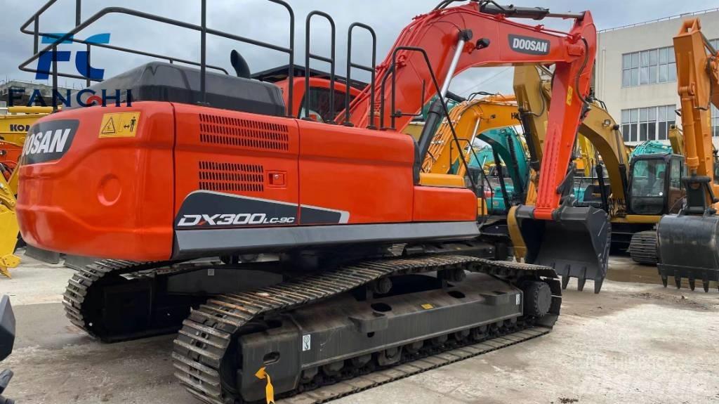 Doosan DX 300 LC Escavatori cingolati