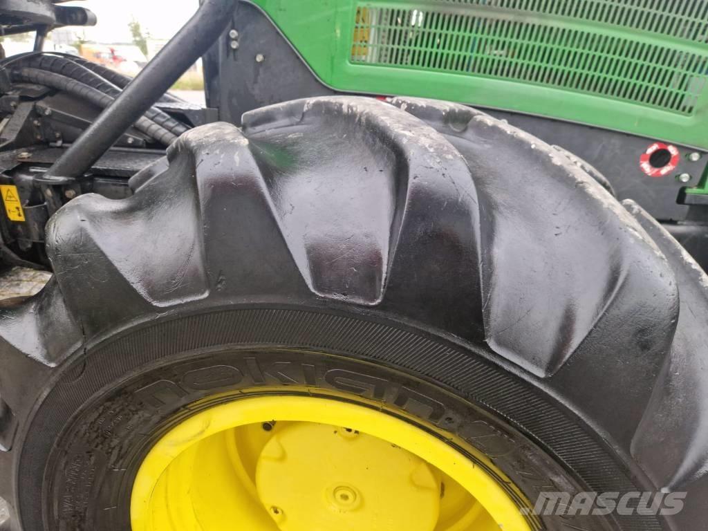 John Deere 1070 E Abbattitrici, Disboscatrici