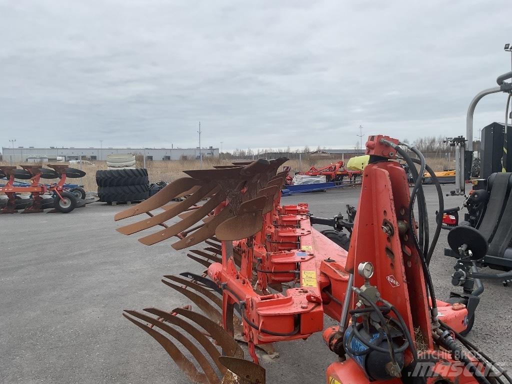Kuhn Varimaster 122 Aratri reversibili