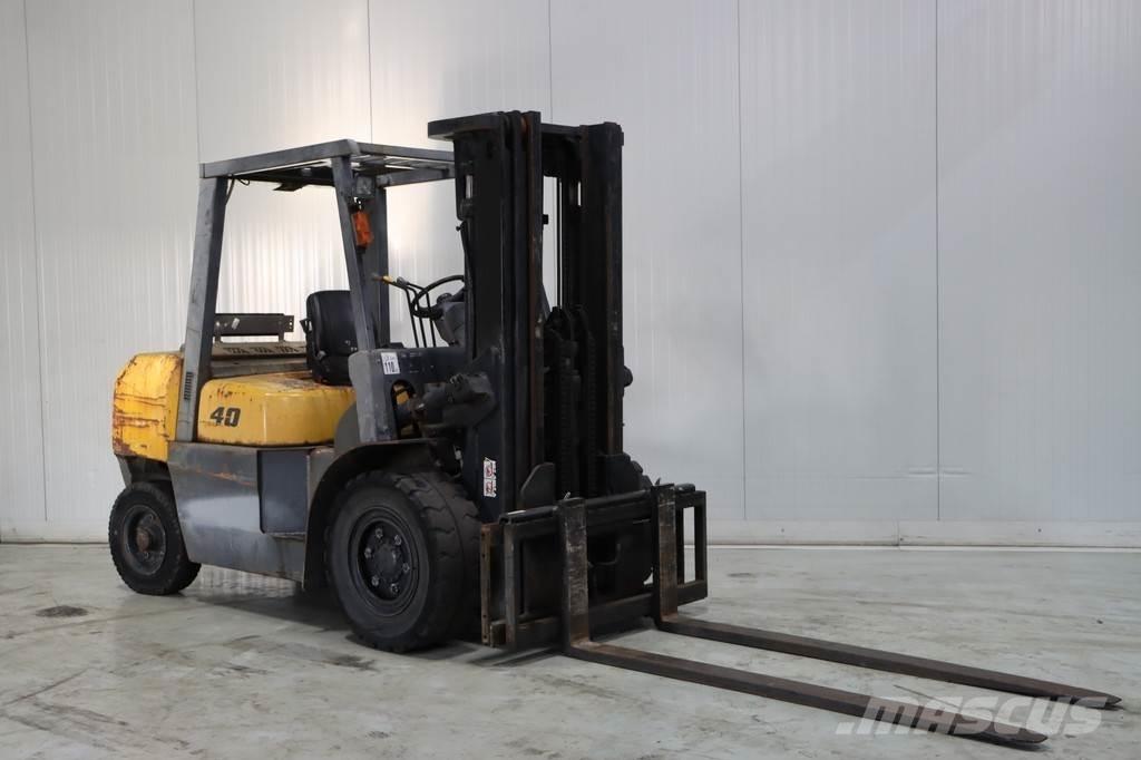 TCM FD40T2 Carrelli elevatori diesel