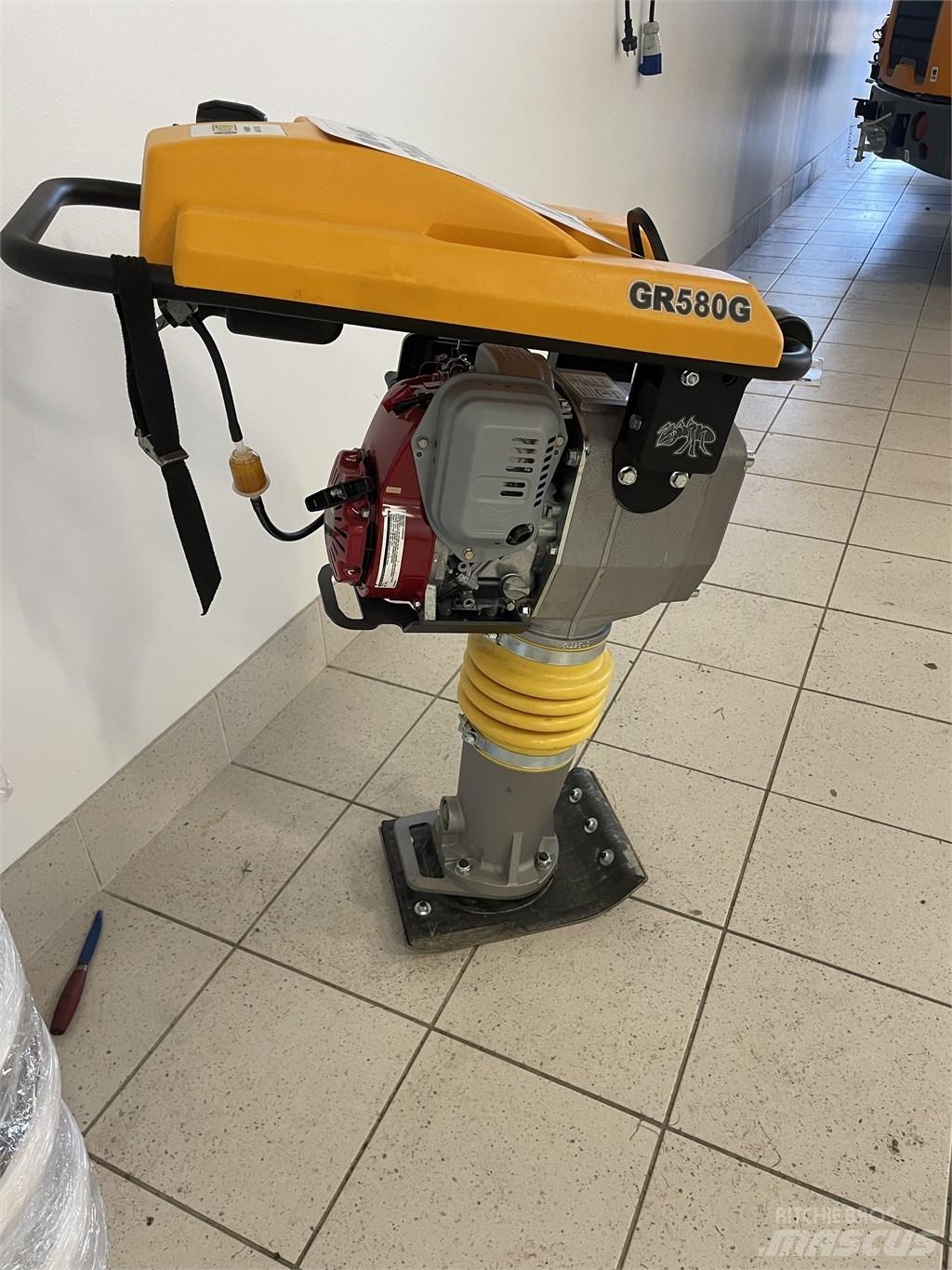 GiANT GR580G Vibrocostipatore verticale