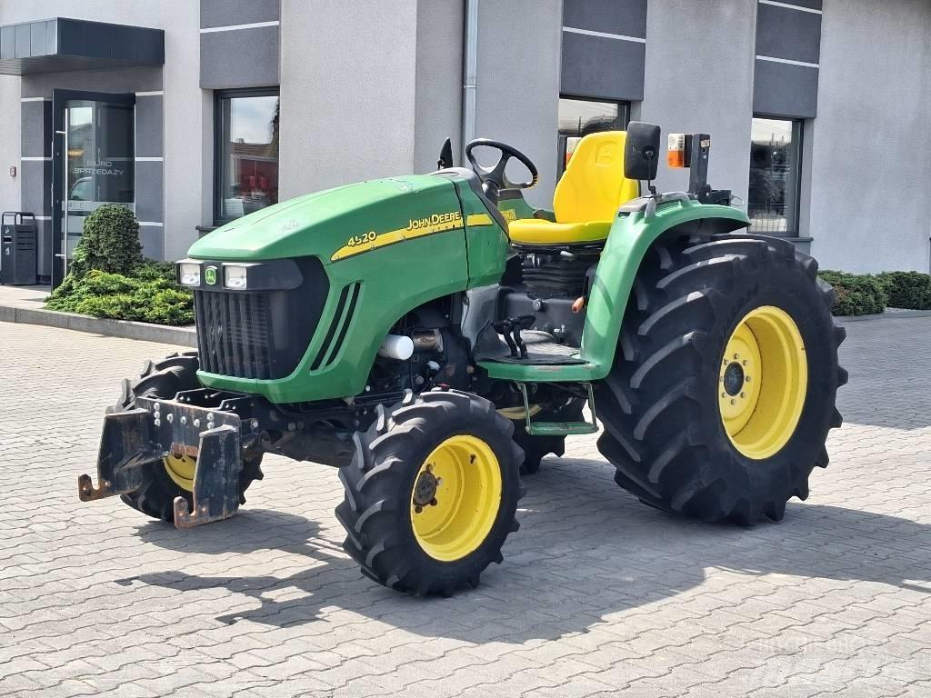 John Deere 4520 Trattori