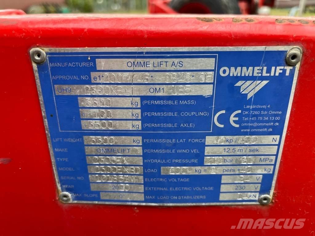 Omme 2300EXBD Piattaforme aeree su rimorchio