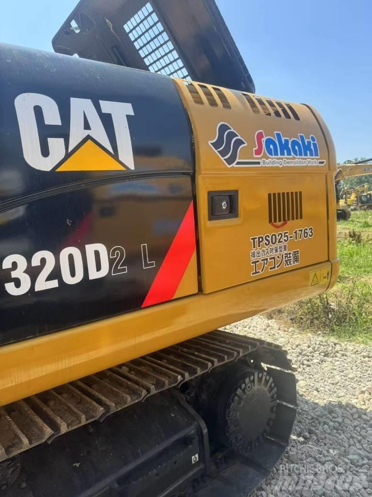 CAT 320d2 Escavatori cingolati