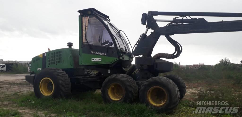 Timberjack 1070 Abbattitrici, Disboscatrici
