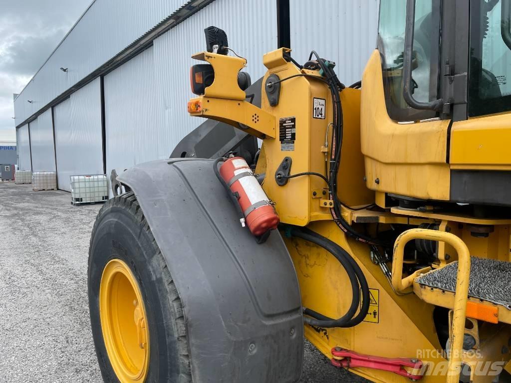 Volvo L 60 F Pale gommate