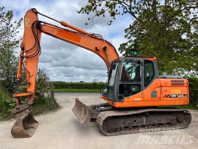 Doosan DX 140 LC Escavatori cingolati