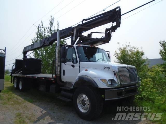 International 7500 Camion altro