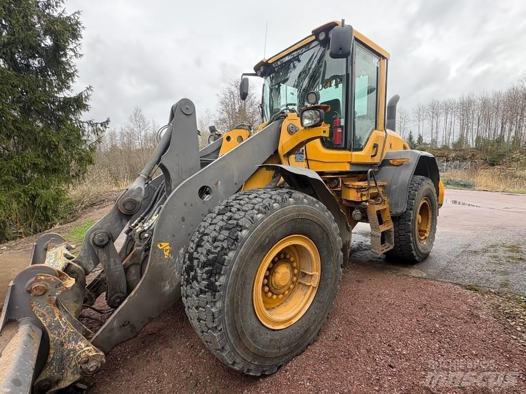 Volvo L 90 G Pale gommate