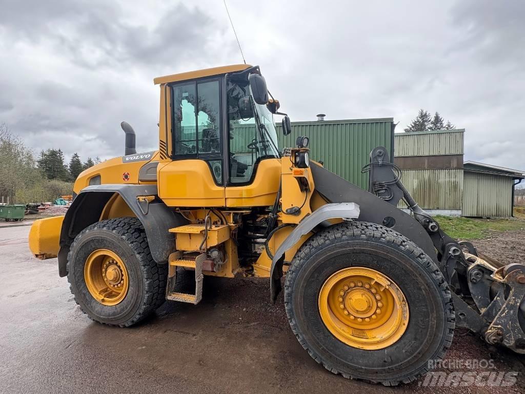 Volvo L 90 G Pale gommate